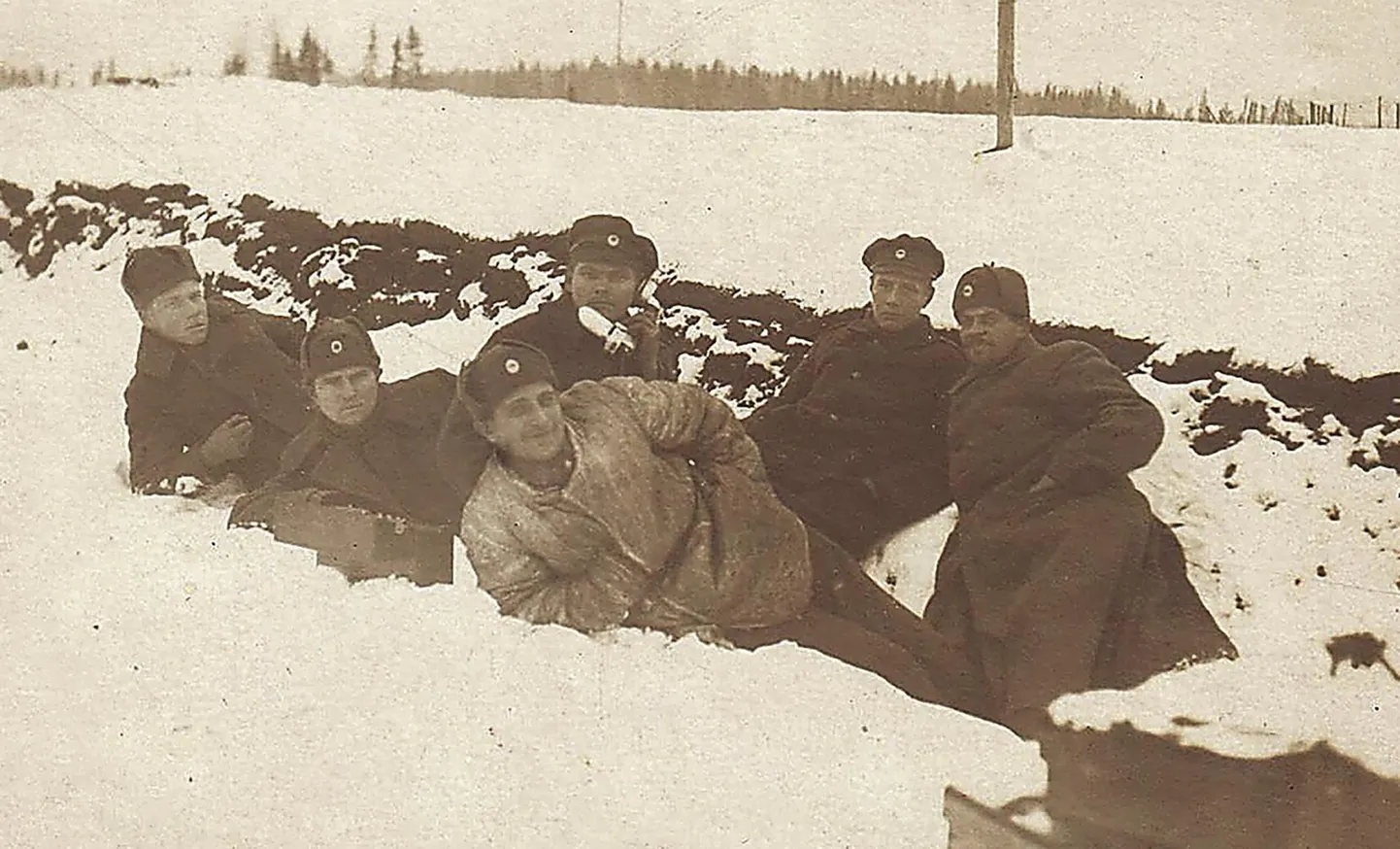 9. polgu mehed kaevikutes 1919. aastal.