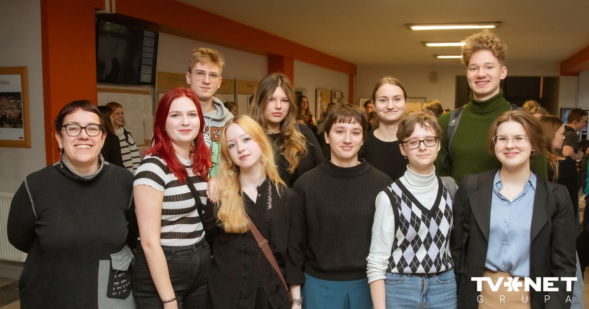 Āgenskalna Valsts ģimnāzijas vidusskolēnu 2023. gada grāmatu TOPs