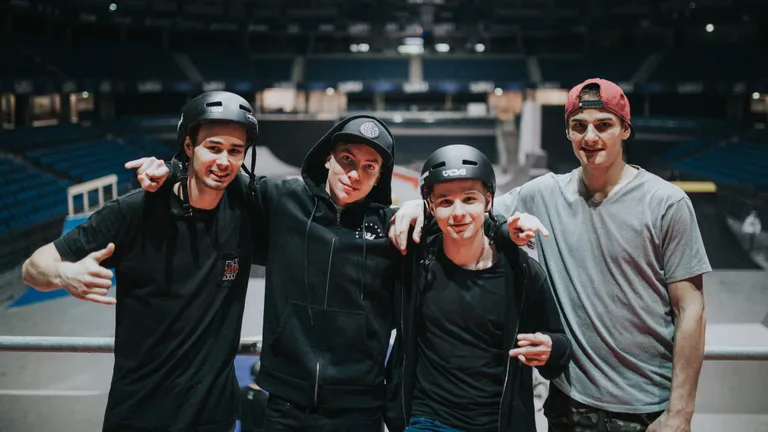 SS17 Eesti BMX park võistlejad Talis Viirpalu, Roomet Säälik, Sander Saard ja Kristen Põder