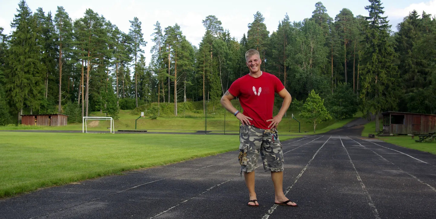 Kodulinna Tõrva staadionil tegi Tanel Laanmäe 11-aastaselt oma elu esimesed odakaared.