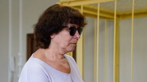 Пенсионерке дали два года условно за записку на могиле родителей Путина