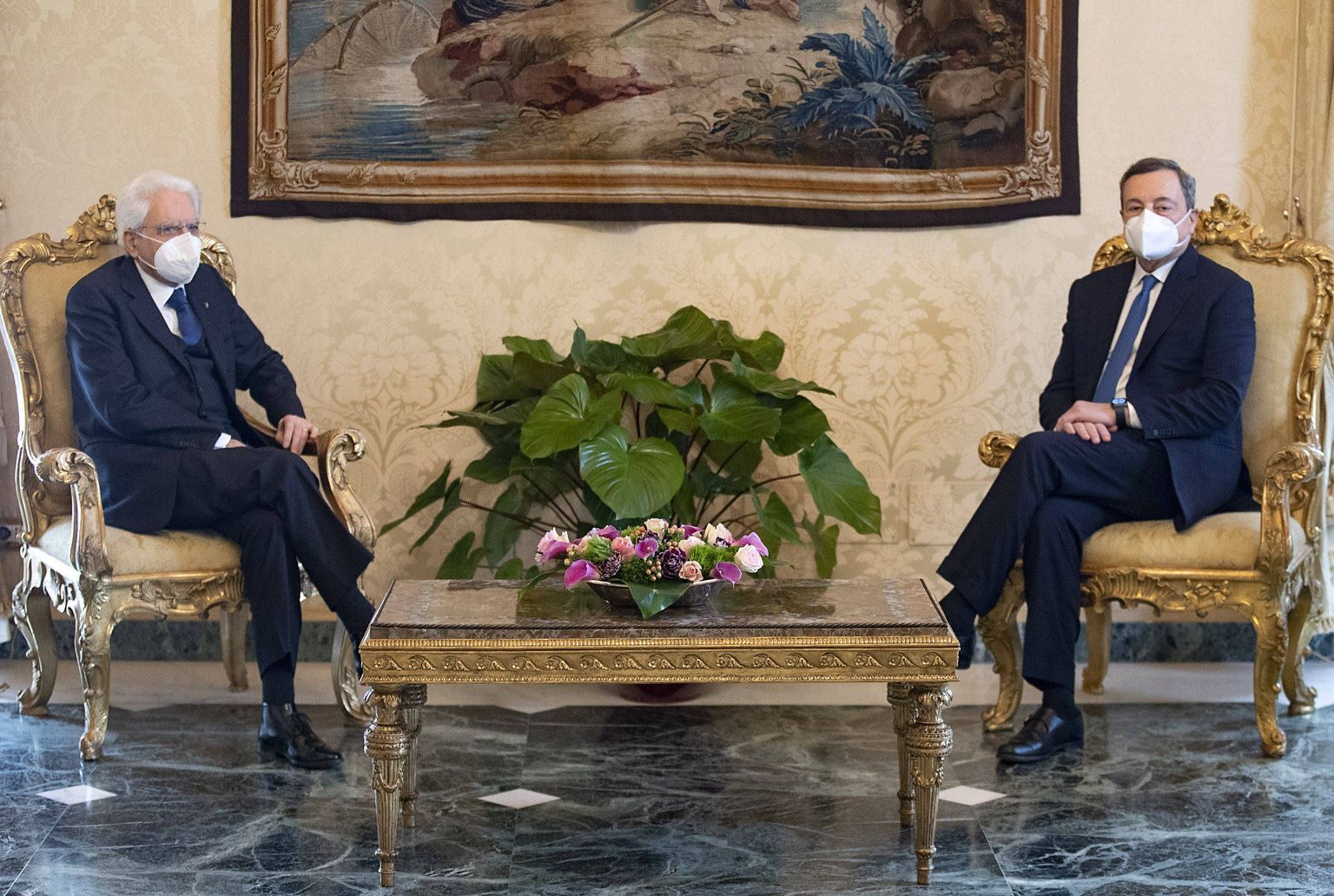 Itaalia president Sergio Mattarella ja Euroopa Keskpanga endine juht Mario Draghi kohtumas 3. veebruaril.