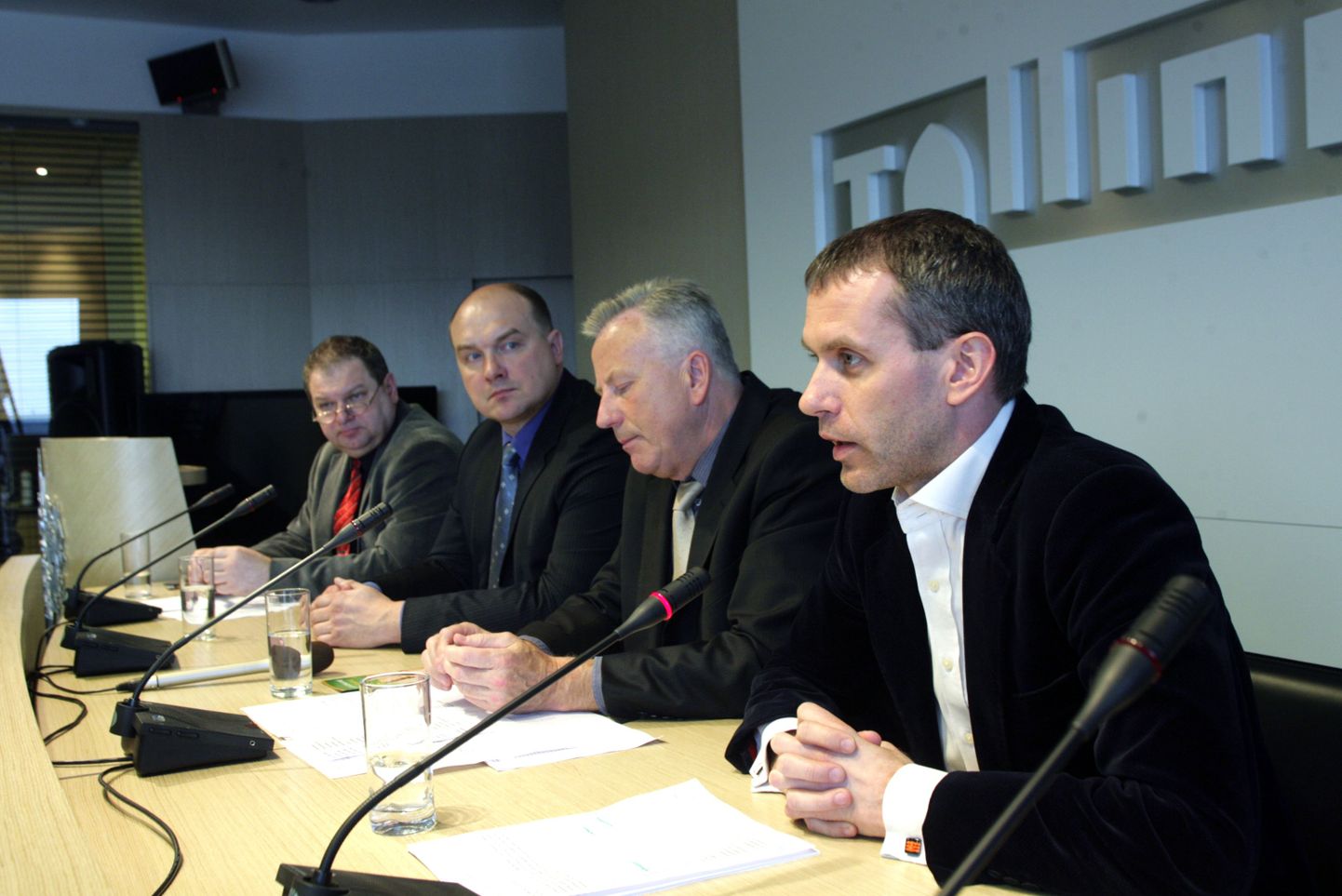 Tallinna televisioon kannab üle ka linnavalitsuse pressikonverentse.