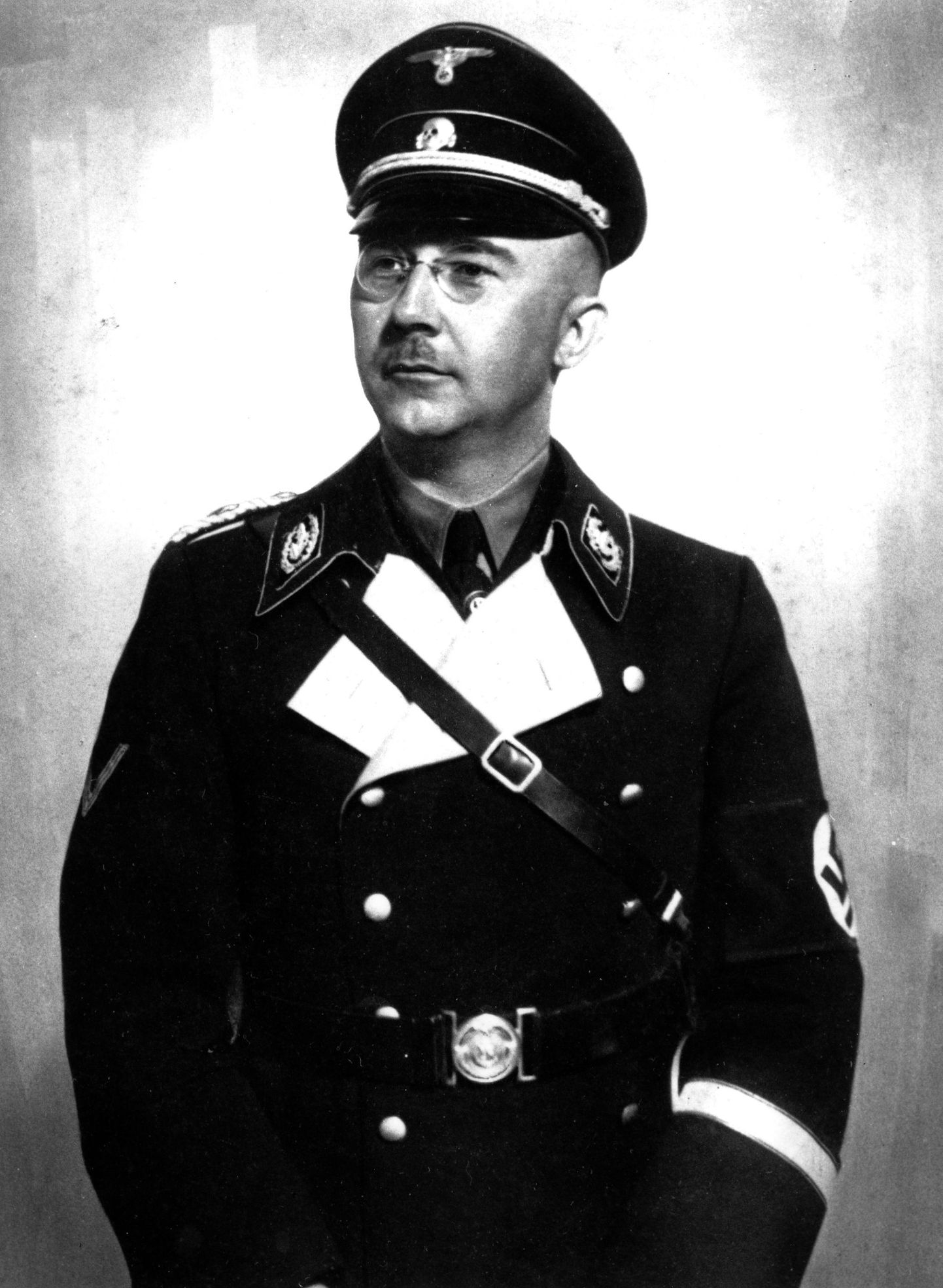 Heinrich Himmler 1938. aasta fotol.