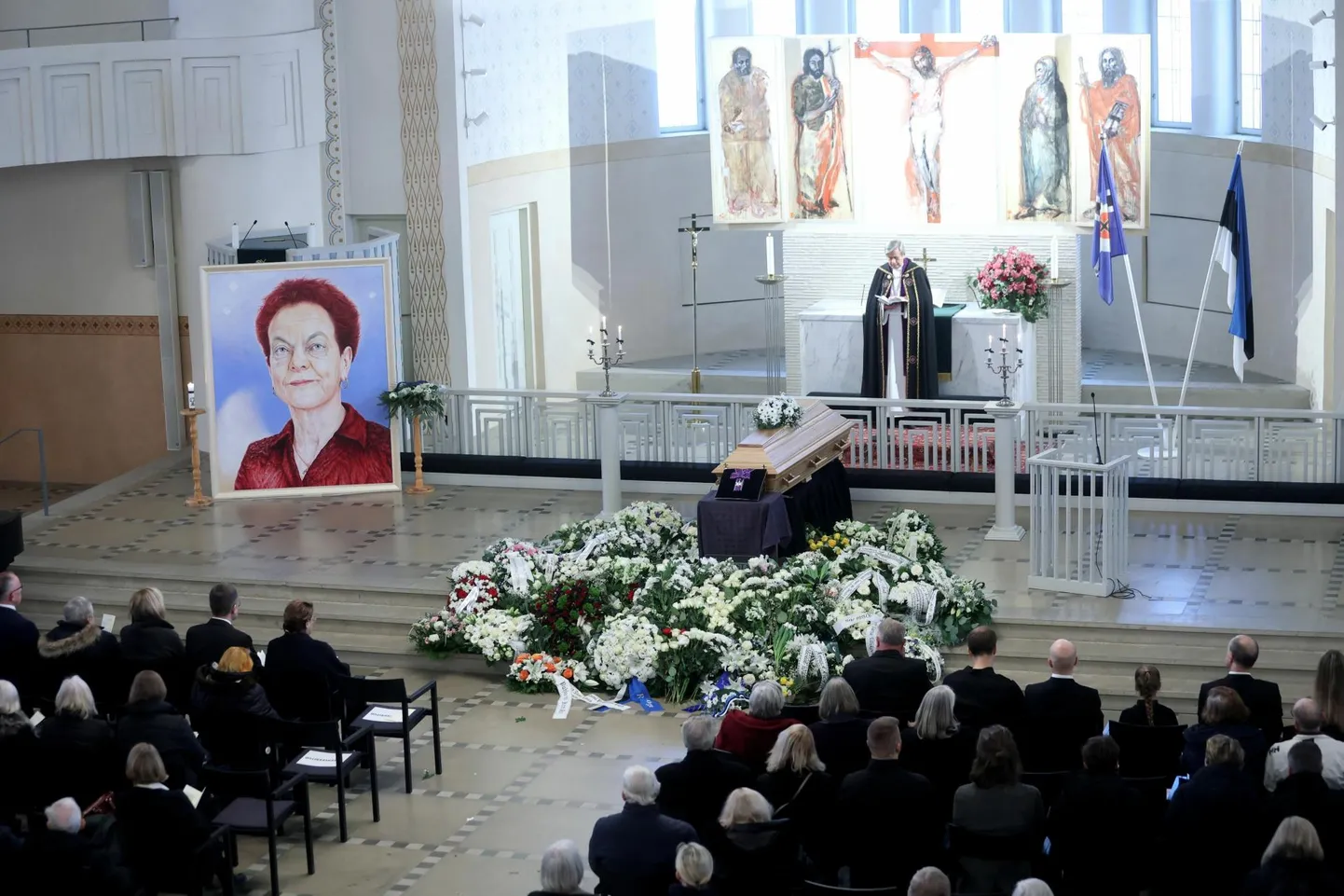 Pauluse kirikus pidas mälestusteenistuse piiskop emeeritus Joel Luhamets.