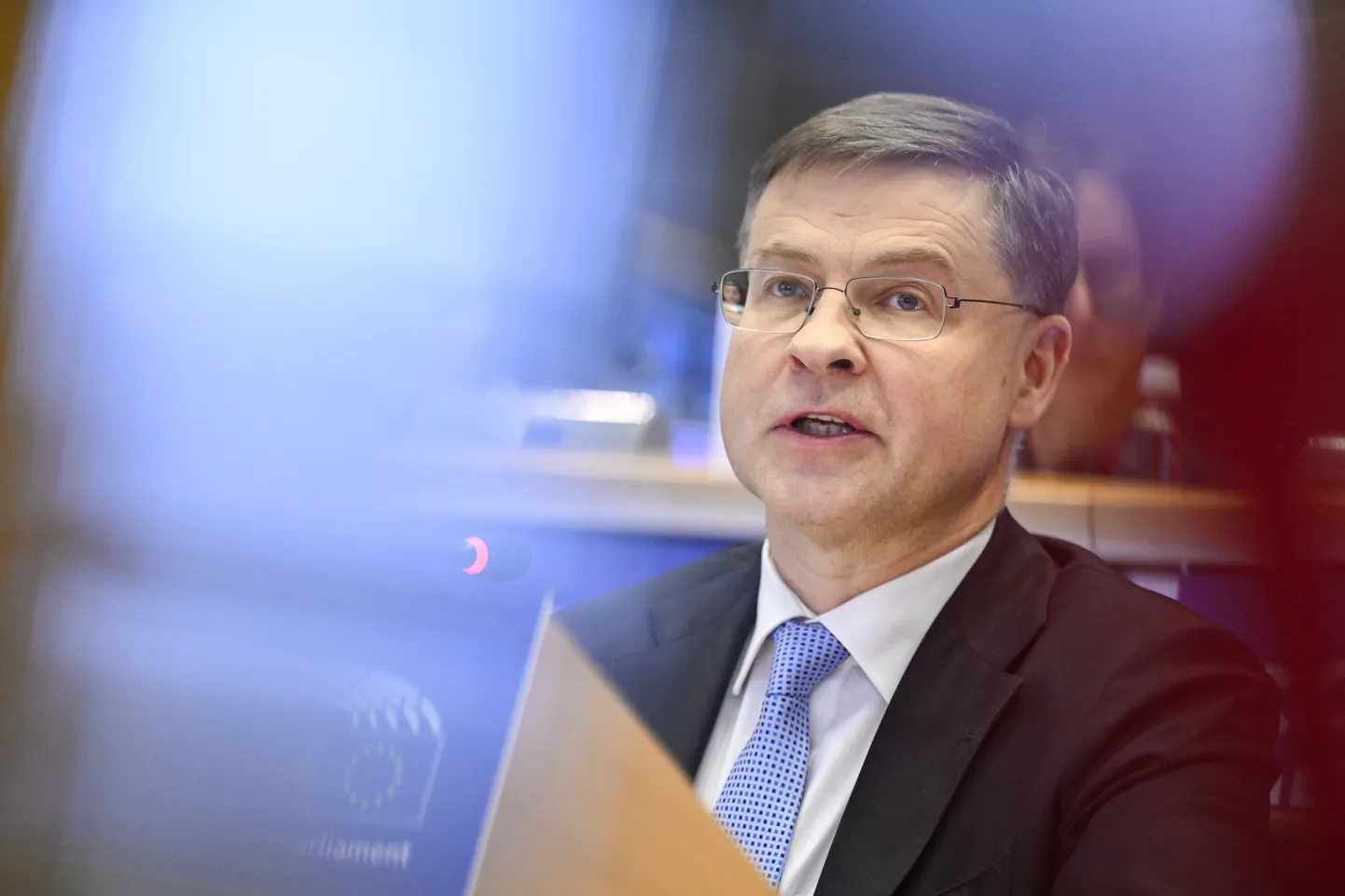 Läti eurovoliniku kandidaat Valdis Dombrovskis Brüsselis.
