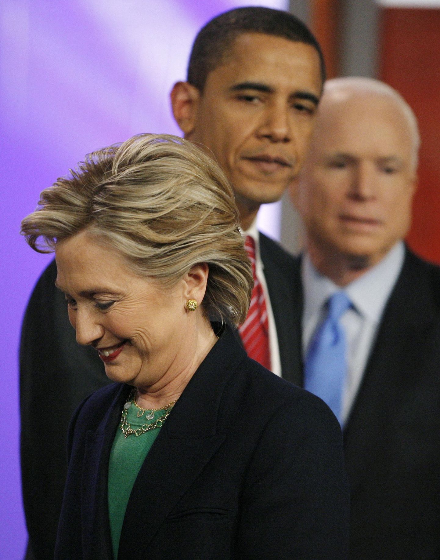 USA presidendikandidaadid Hillary Rodham Clinton, Barack Obama ja John McCain kohtumas kampaaniaväitlusel tänavu jaanuaris.