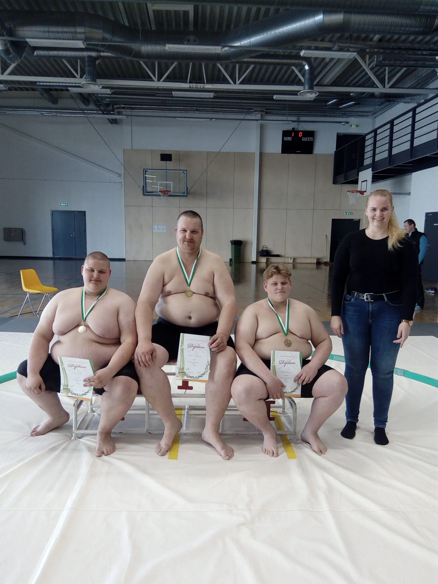 Spordiliidu Jõud meistrivõistlustel saavutas Xsander Solbaja võistluskategoorias 115+ kolmanda koha.