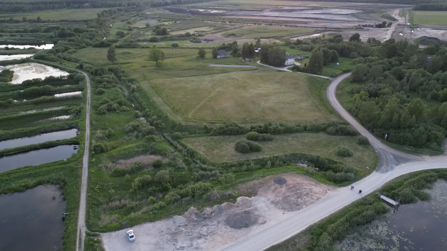 Ilmatsallu kalatiikide ja matkaraja algusesse jäävale alale golfiküla rajamise mõte tekkis linnal juba 2023. aastal.