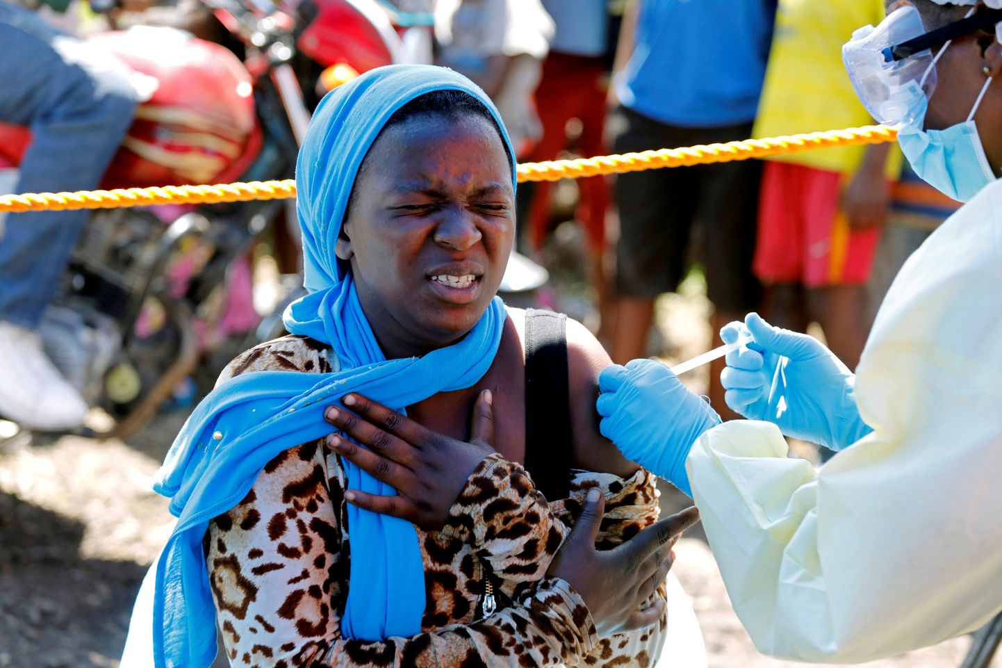 Африка, вакцина от Эболы