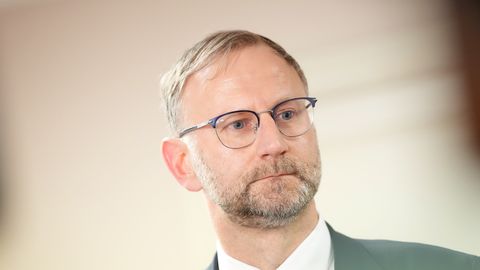 Комиссия Сейма поддержала краткосрочный заем для airBaltic; Швинка взял на себя ответственность