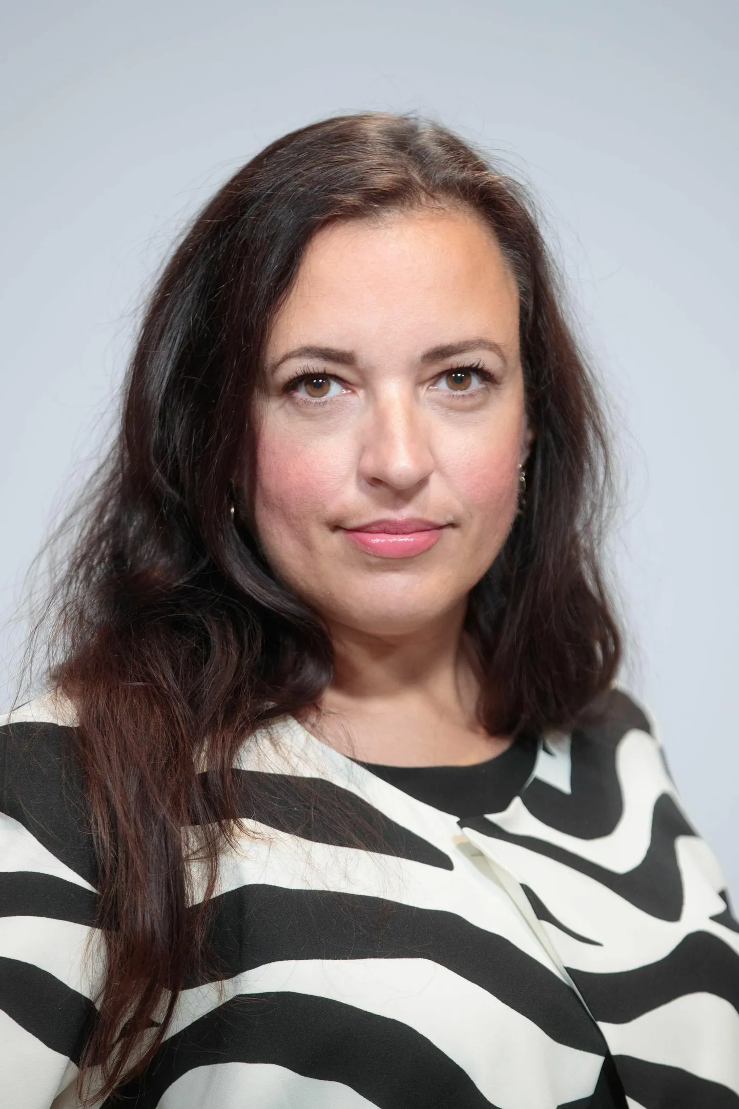 Ajakirjanik Betty Ester-Väljaots.