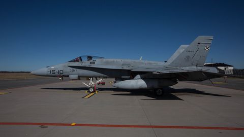 Галерея: испанские истребители F-18 сменили немецкие Eurofighter на авиабазе в Эмари