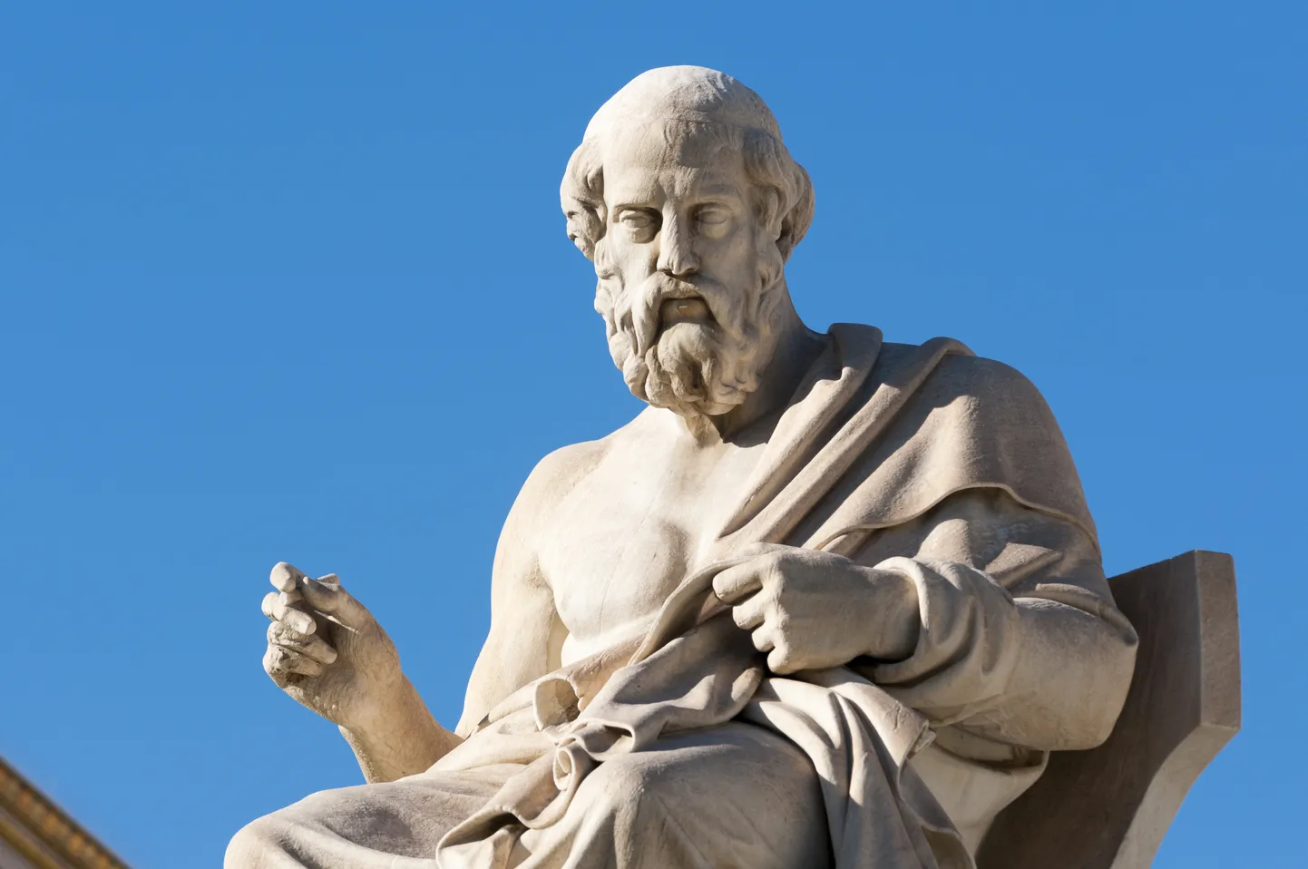 Vana-Kreeka filosoofi Platoni istuv kuju