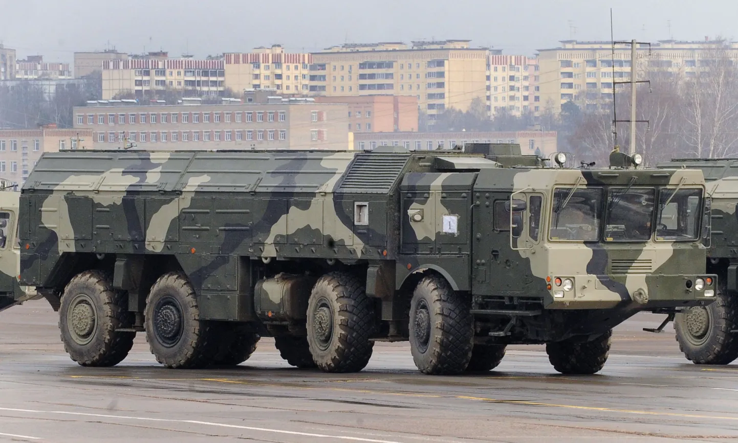 Vene raketisüsteem Iskander paraadiproovis Moskva lähistel.