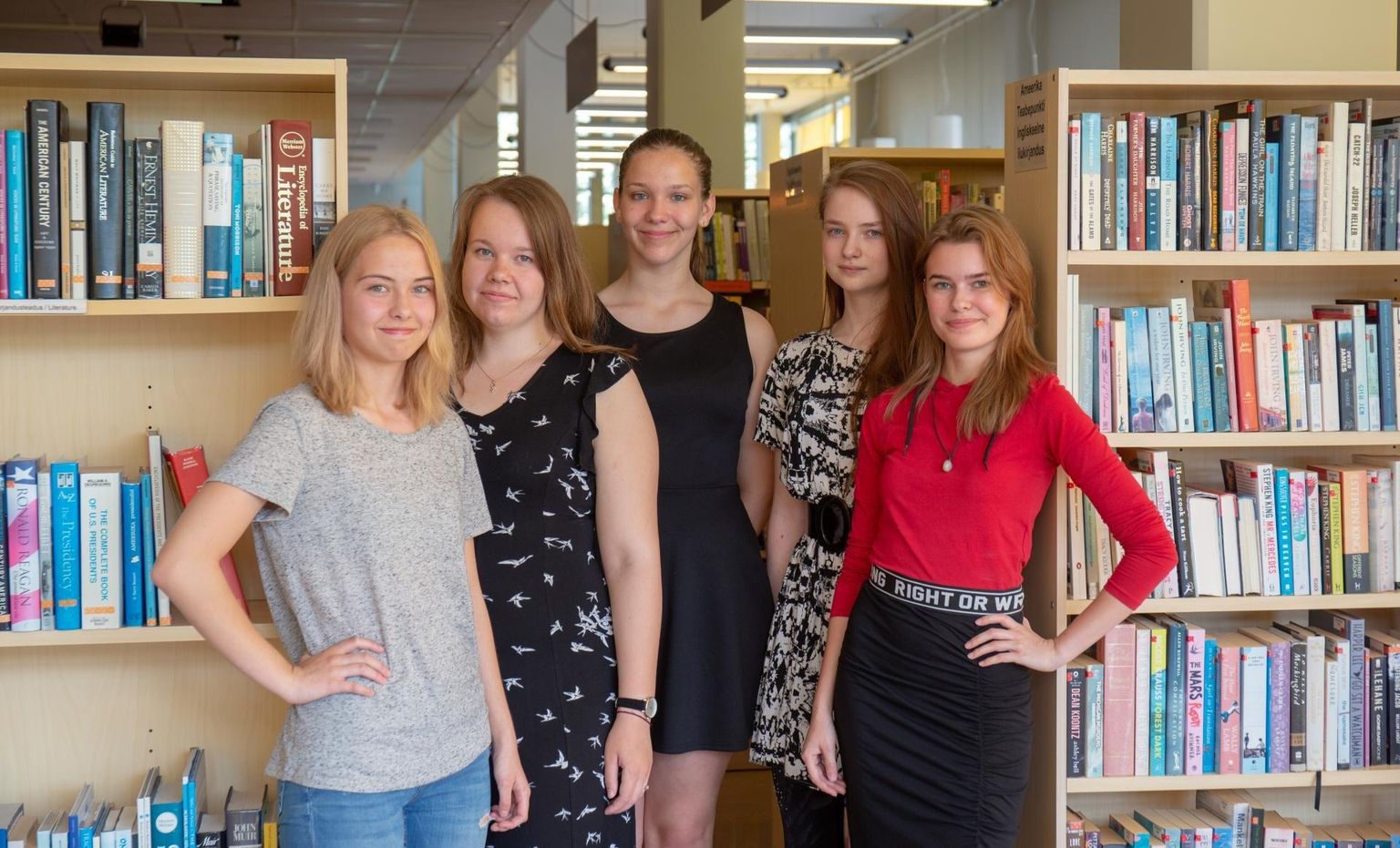 Omaloominguvõistluse mullused parimad (vasakult) Kristi Tornius, Helerin Leemets, Emma Kruusmäe, Triinu Orav ja Grete Kaljusaar.