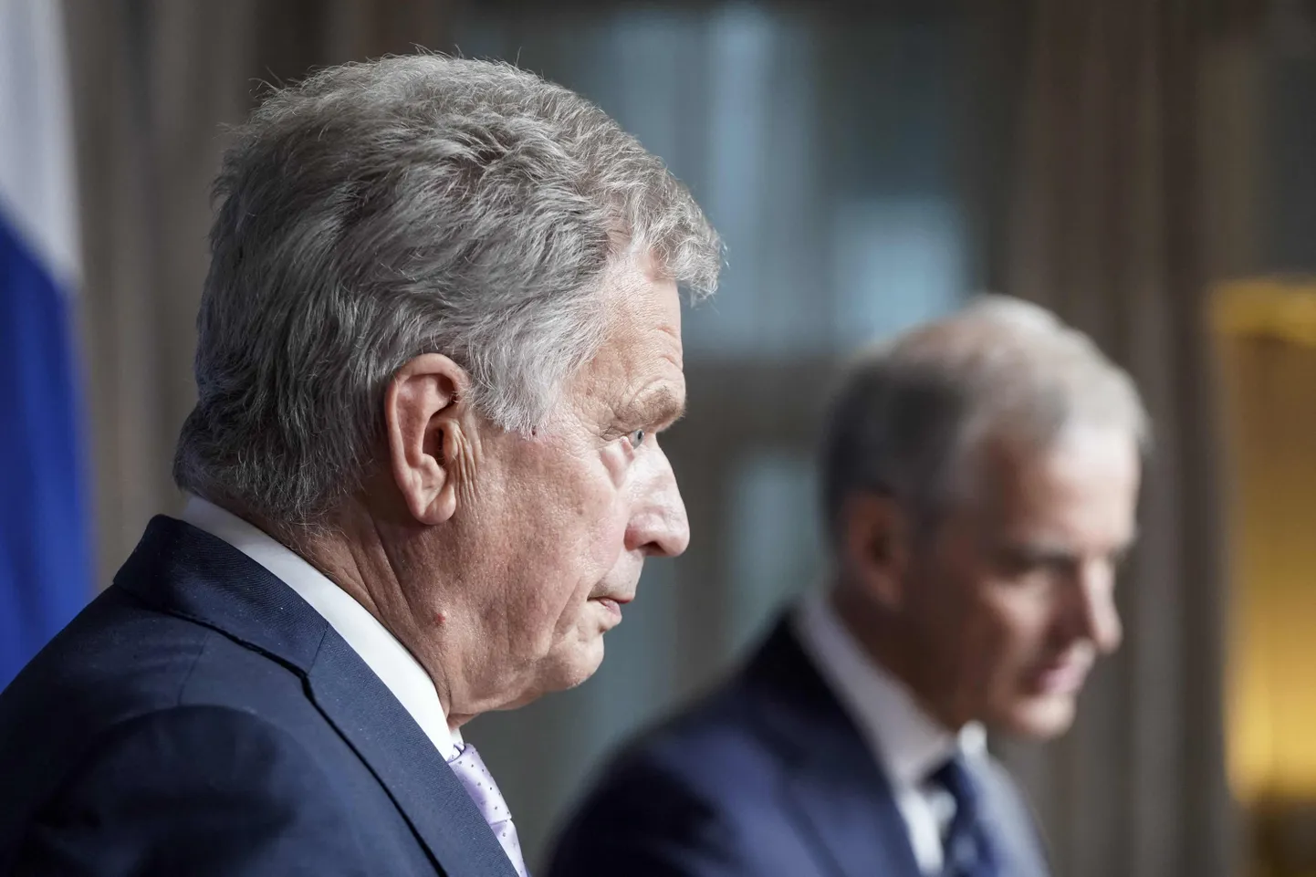 Sauli Niinistö ja Jonas Gahr Store ühine pressikonverents.