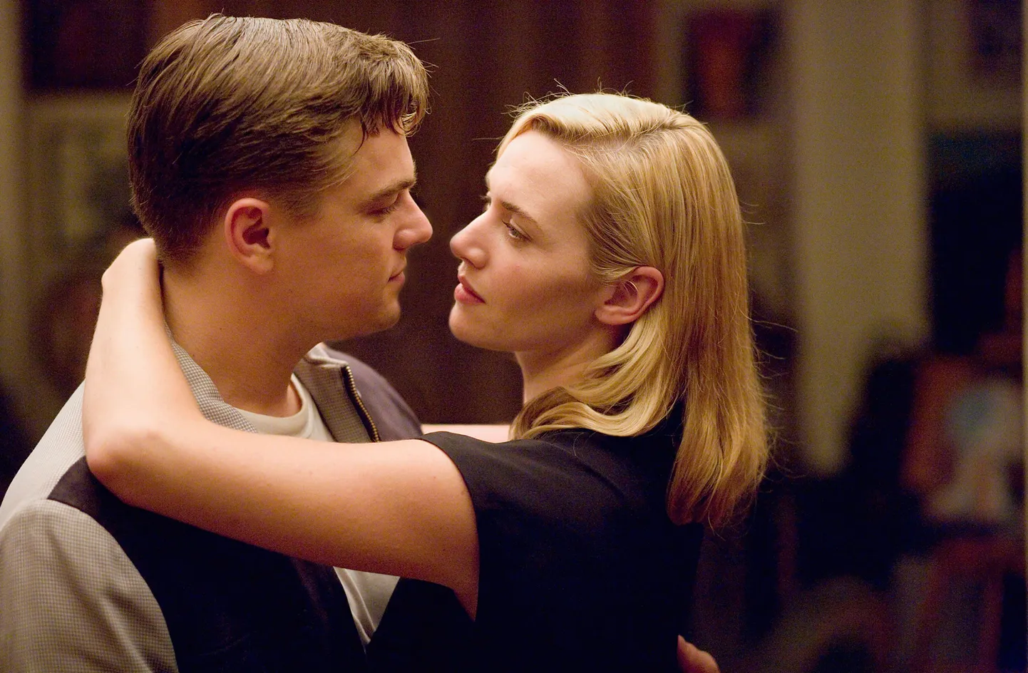 Leonardo DiCaprio ja Kate Winslet filmis «Mässajate tänav» («Revolutionary road»)