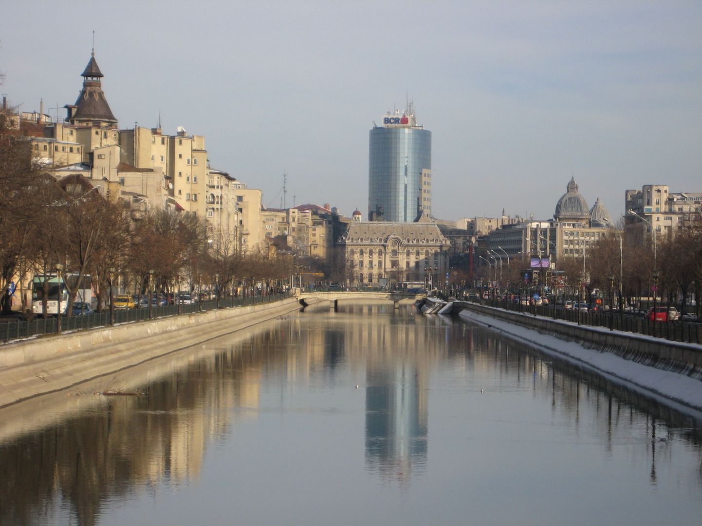 Kui veel arenemisjärgus koletänavaid vältida, avaneb Bukarest külalise ees kauni ja mitmetahulise suurlinnana.