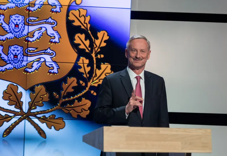 ETV teledebatis astuvad üles presidendiks pürgijad Mailis Reps, Allar Jõks, Eiki Nestor ja Siim Kallas.