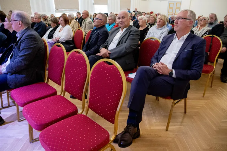 Avo Keel oli Keskerakonna Pärnumaa piirkonna juhi kohale ainuke kandidaat.