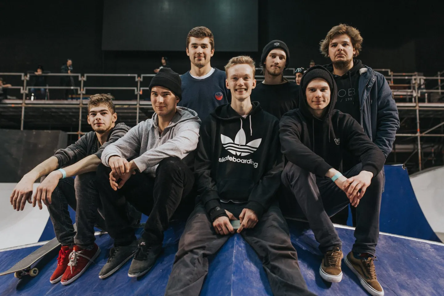 Eesti rulavõistlejad Andris Kaldvee (vasakult), Marko Padernik, Raul Urberg, Kristo Õismets, Meelis Erm, Toomas Seppänen ja Romario Siimer.