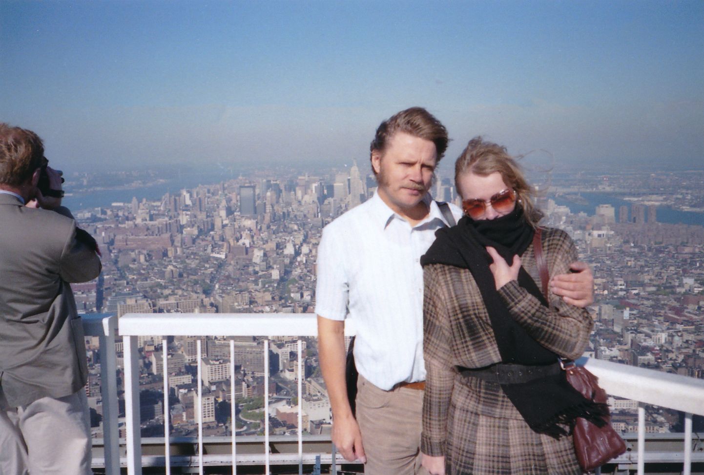 MAAILMA KATUSEL: Vello-Ivar ja Mari Kald New Yorgis Maailma Kaubanduskeskuse tipus. Aasta oli 1988. Tornid hävisid terrorirünnaku tagajärjel 11. septembril 2001.
