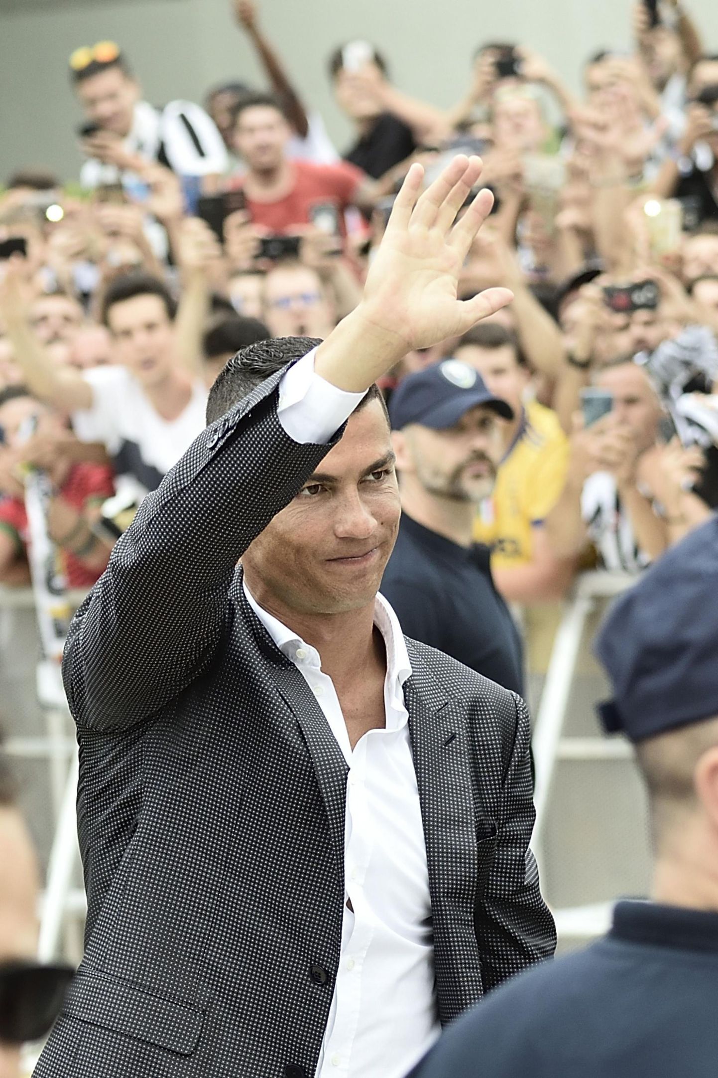 Cristiano Ronaldo, Torino uus jumal.