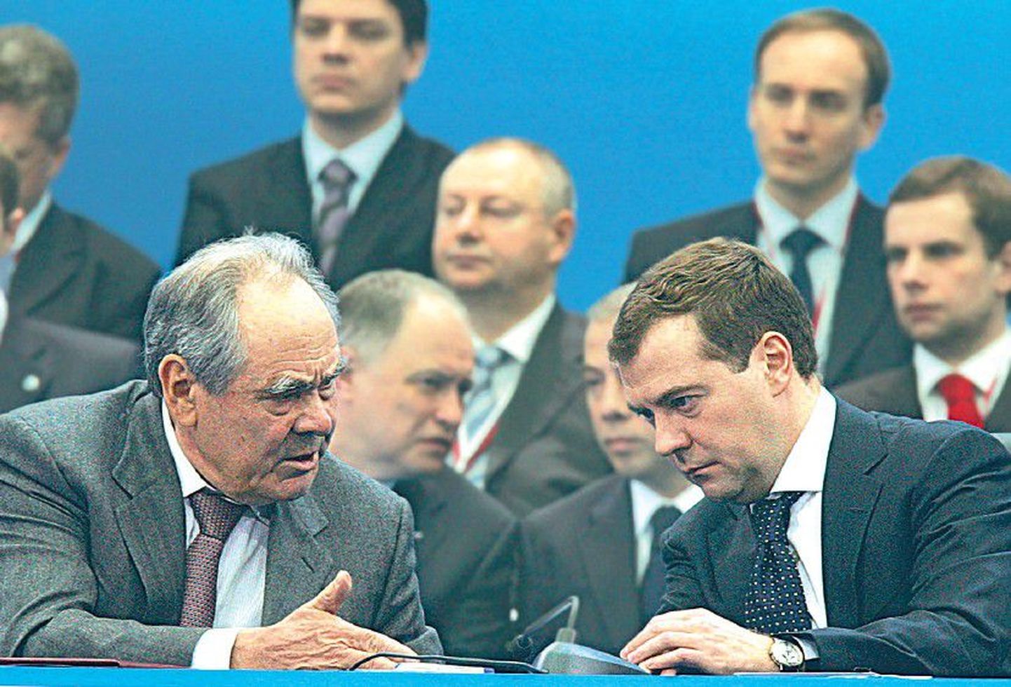 Бывший президент Татарстана Минтимер Шаймиев и президент РФ Дмитрий Медведев