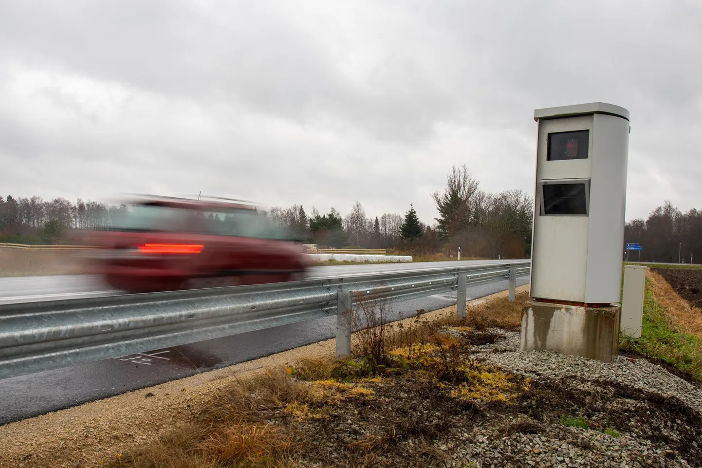 Paljude autojuhtide arvates pole kiiruse ületamine kuni 10 km/h rikkumine, sellele viitavad ka ohtrad kiiruskaameraga fikseeritud kiiruseületamised.