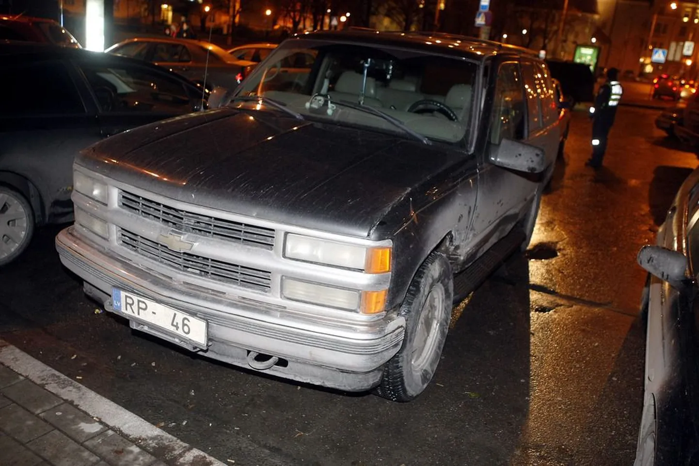 Sündmuskohalt põgenenud juhi Chevrolet.