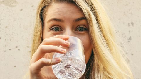 ARST HOIATAB ⟩ See populaarne jook on «vedel surm» – ja see pole alkohol