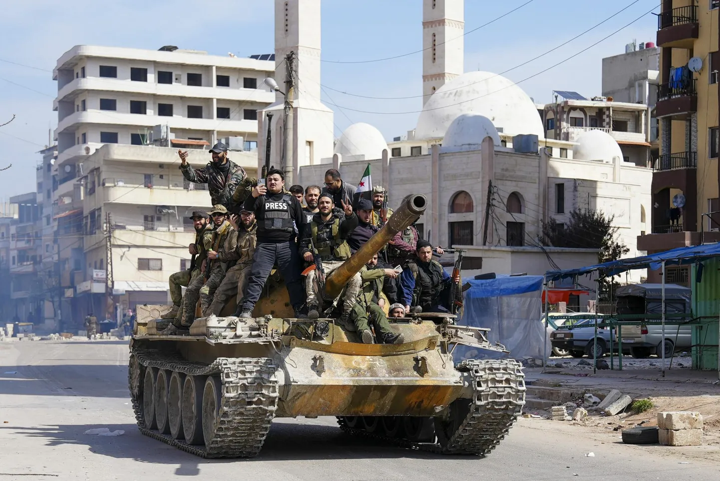 Süüria julgeolekujõud sisenemas 7. märtsil Latakia linna.
