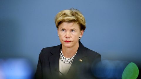 Zelenskis Bražei piešķīris ordeni par atbalstu Ukrainas valsts suverenitātei