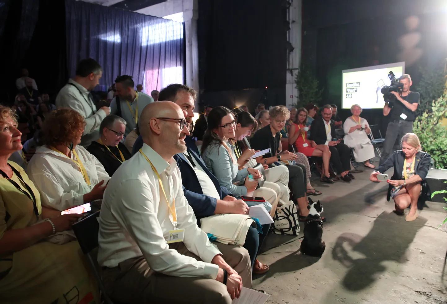 Politiskās partijas "Kustība "Par!"" kongress, kura laikā vēlē jaunu valdi, tās priekšsēdētāju un pārskata padomes locekļus, kā arī debatē par politiskajiem mērķiem nākamajam politiskajam ciklam.