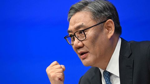 Kitajska izrazila resne pomisleke EU glede sankcij proti ruskim bankam