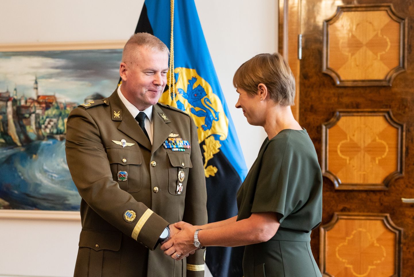 President Kersti Kaljulaid ja Kaitseliidu ülem Riho Ühtegi