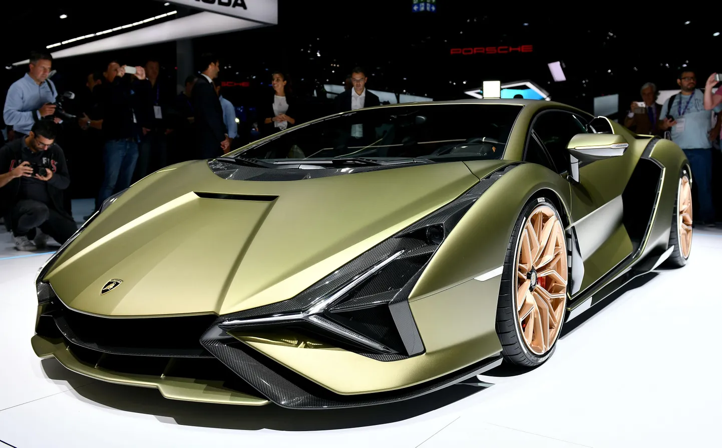 Lamborghini Sian FKP 37