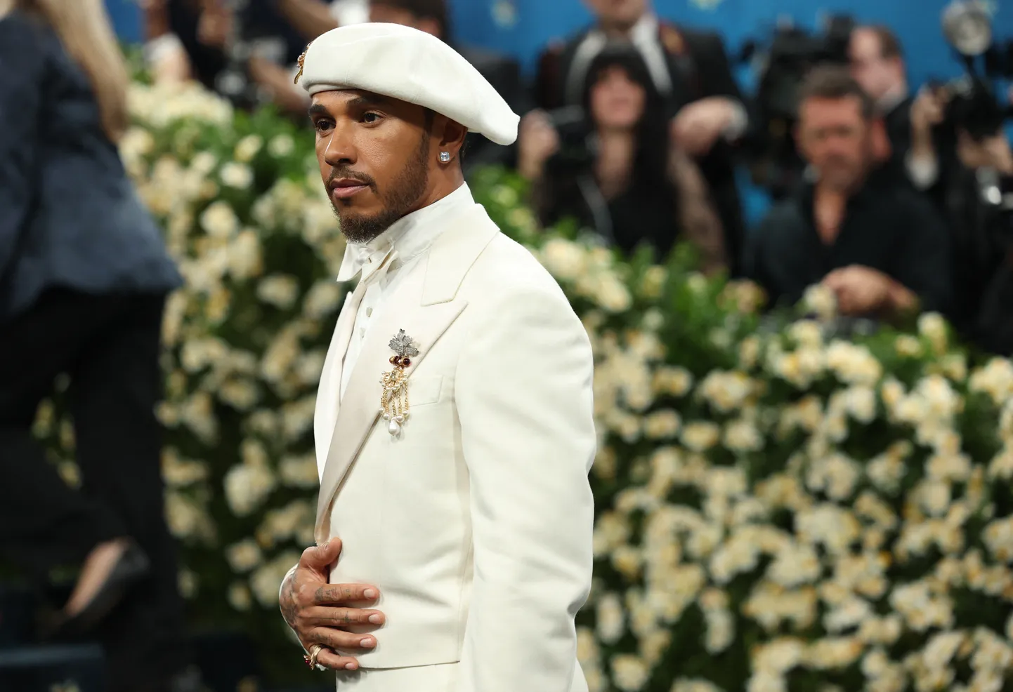 Lewis Hamilton osales mai alguses New Yorgis kuulsa Met Gala heategevusüritusel.