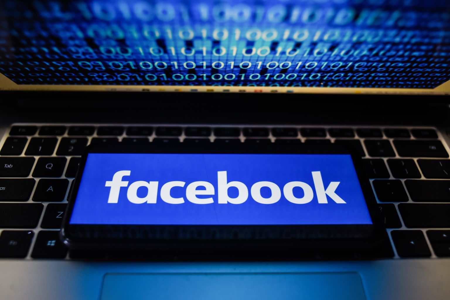 Facebooki logo. Pilt on illustreeriv