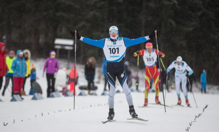 Andreas Veerpalu võitis Eesti meistrivõistlustel nii 15 km vabatehnika eraldistardi kui ka 30 km suusavahetusega sõidu.
