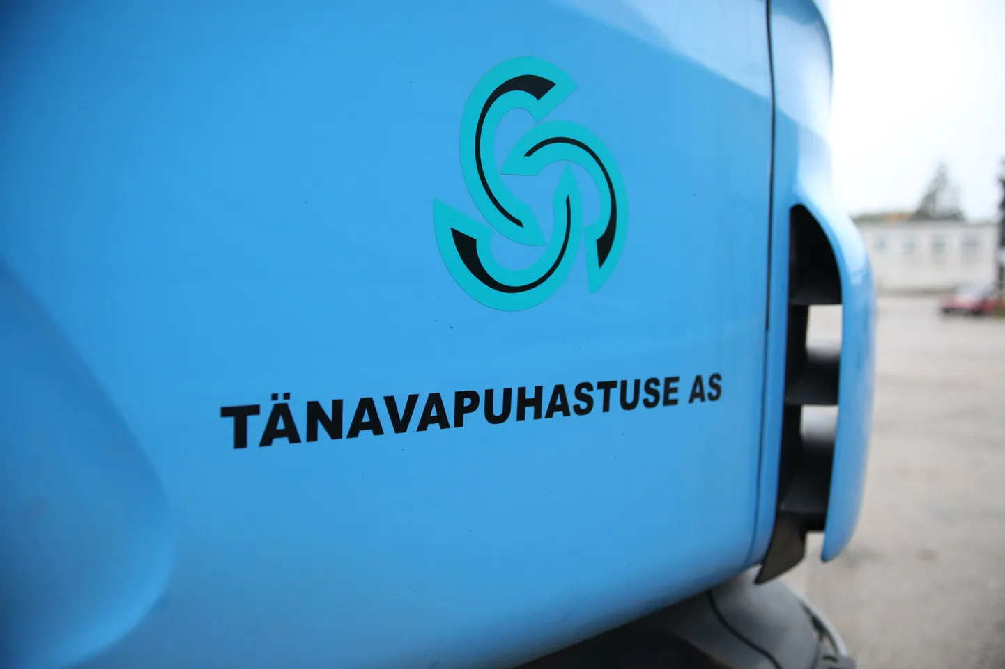 Pärnu ekslinnapeale altkäemaksu andmises süüdistatava puhastusfirma Tänavapuhastuse ASi juhile pannakse süüks kartellikokkuleppe sõlmimist Tartu tänavate hooldustööde hankel.