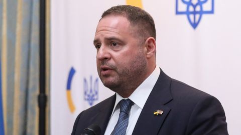 Отставка главы офиса президента Украины Андрея Ермака в вопросах и ответах