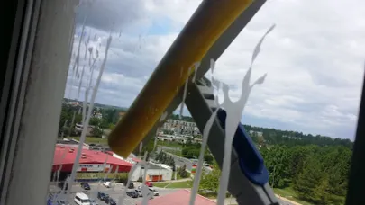 Pika varrega asi tööhoos.