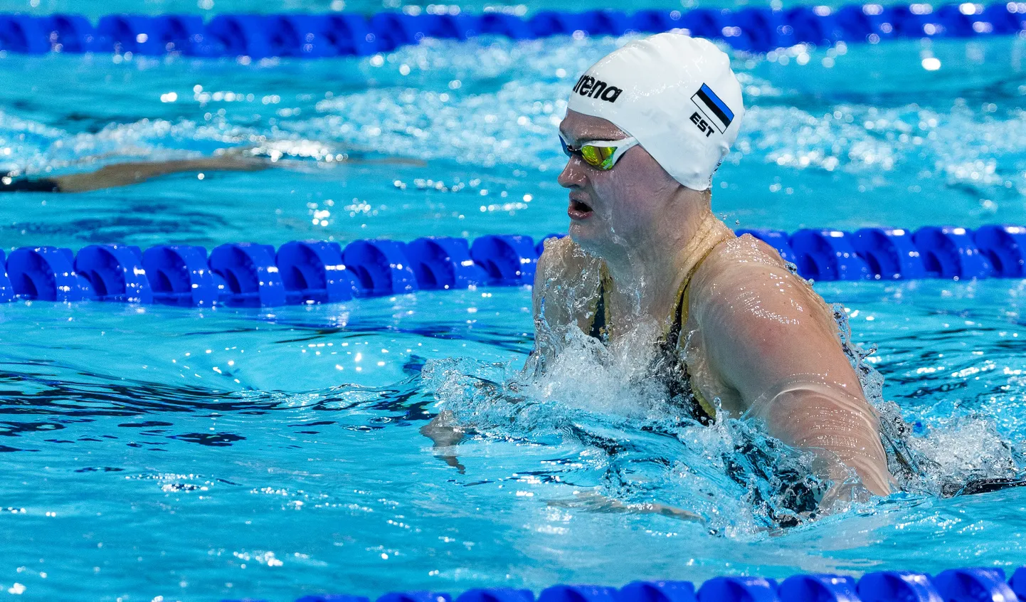Eneli Jefimova.