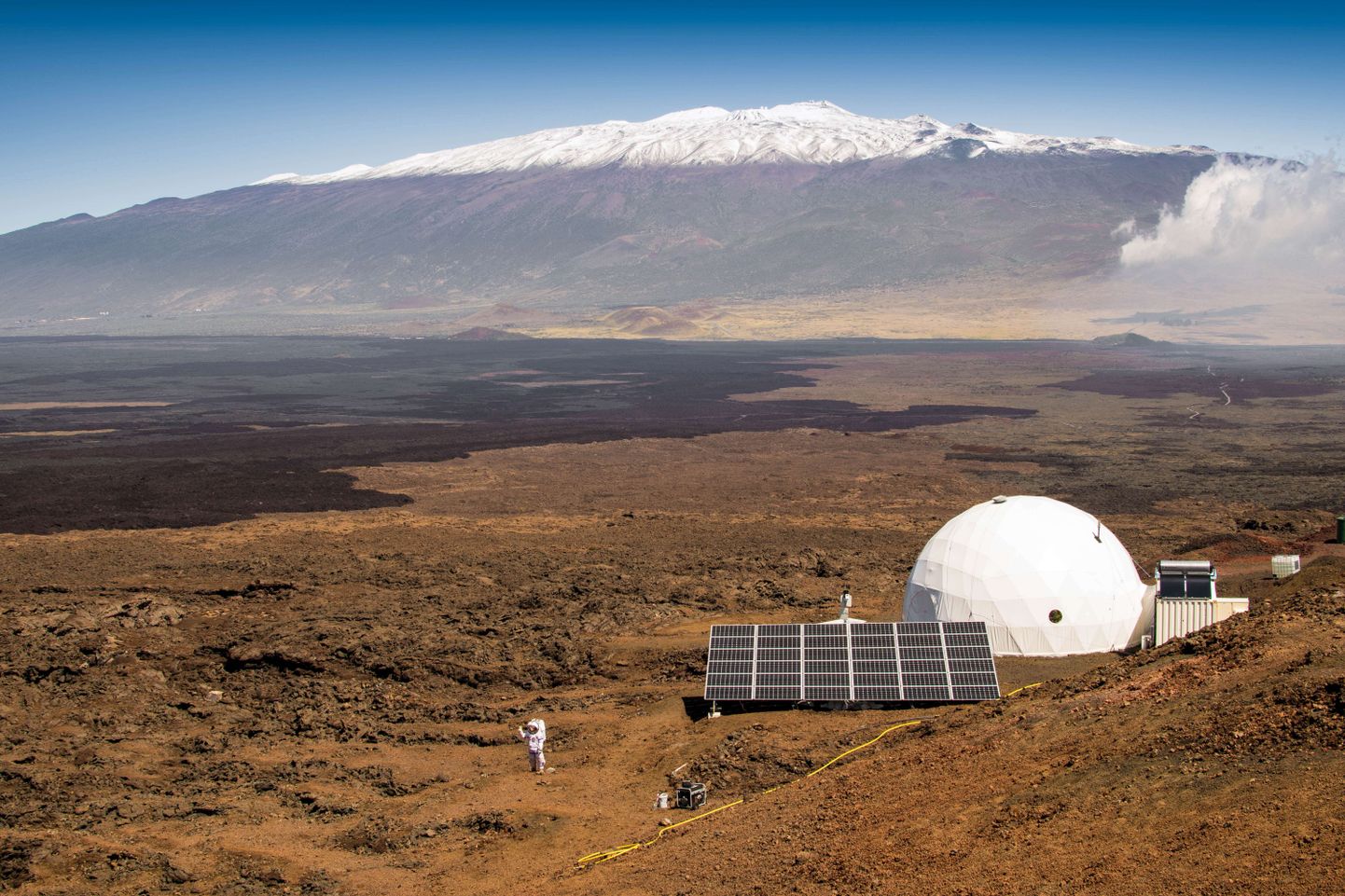 Majake Hawaii vulkaani jalamil pakub võimaluse aasta aega katsetada, kuidas mõjuks inimesele Marsil isolatsioonis elamine.