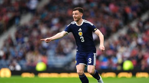 Tottenham palkas Šotimaa koondise kapteni