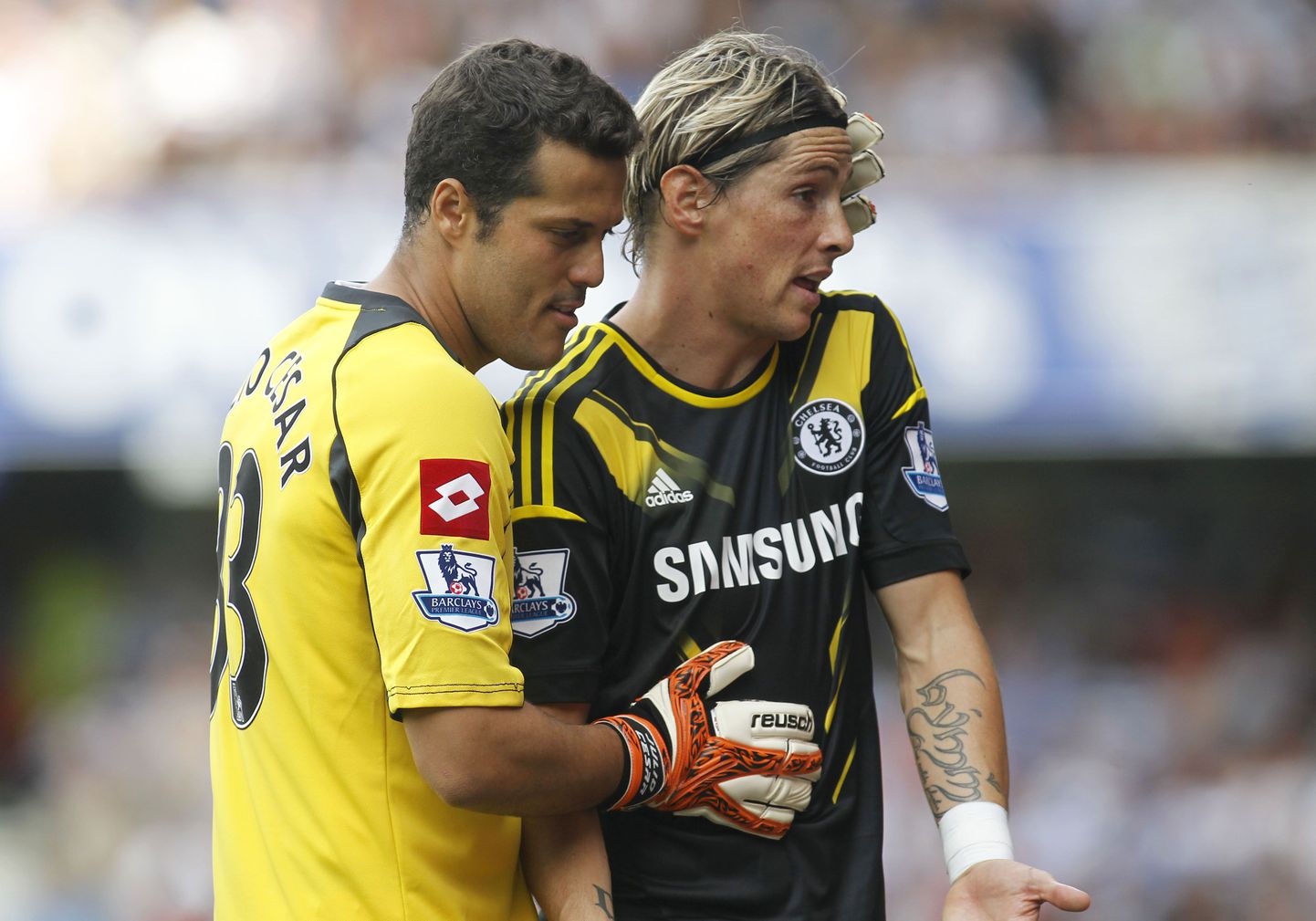 Fernando Torres (paremal) kohtumises QPRi vastu.