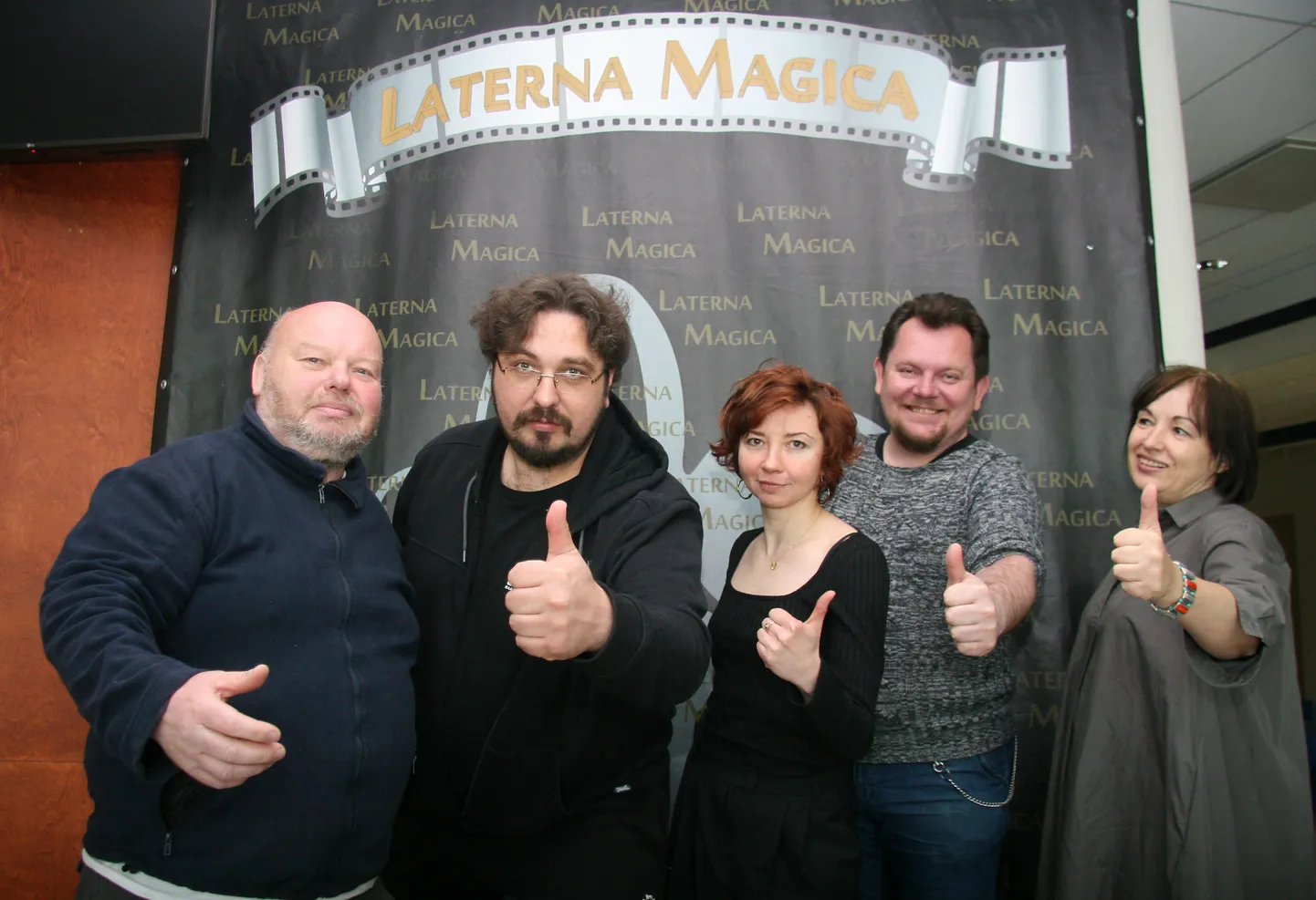 Mullu said koroonapiirangute tõttu saalis festivalifilme vaadata vaid žürii liikmed. Korraldajad loodavad, et tänavu kevadel saab festivalist osa ka publik.