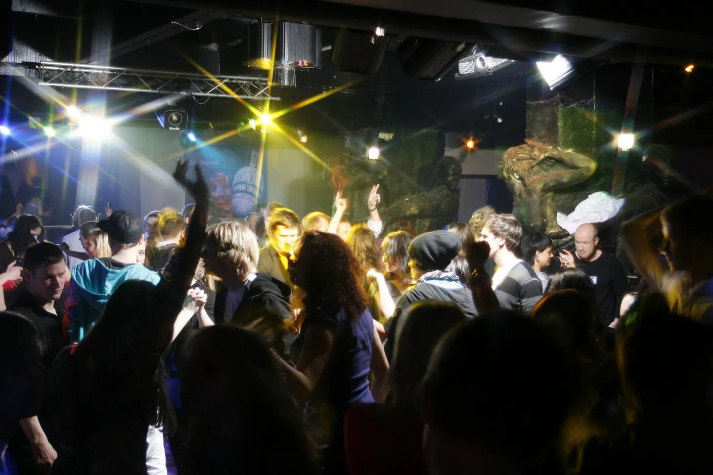"Power In The Club" klubis Africa.